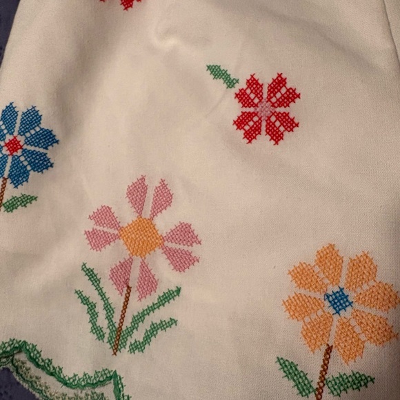 Floral Embroidered Two-Piece Set - Picture 3 of 3